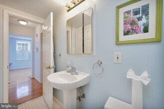 3630 39th St NW in Washington, DC - Building Photo - Building Photo