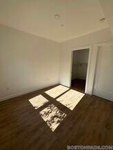 199 Gardner St in Boston, MA - Foto de edificio - Building Photo