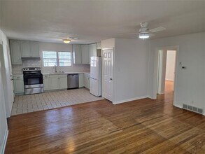 3600 Katrine St in Haltom City, TX - Building Photo - Building Photo