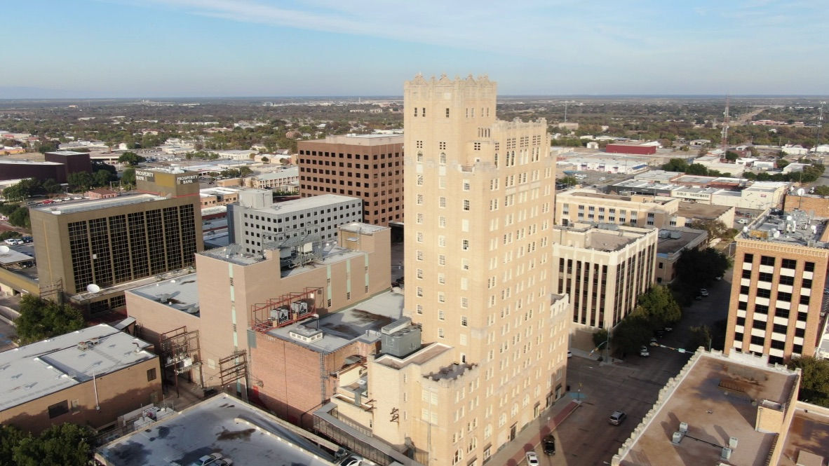 Hotel Wooten in Abilene, TX - Building Photo