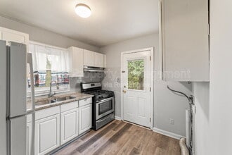 575 Georgia Ave in Forest Park, GA - Building Photo - Building Photo