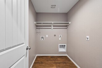 3311 Specklebelly Dr. in Baytown, TX - Building Photo - Building Photo