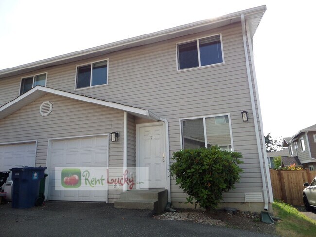 property at 1512 S Puget Dr