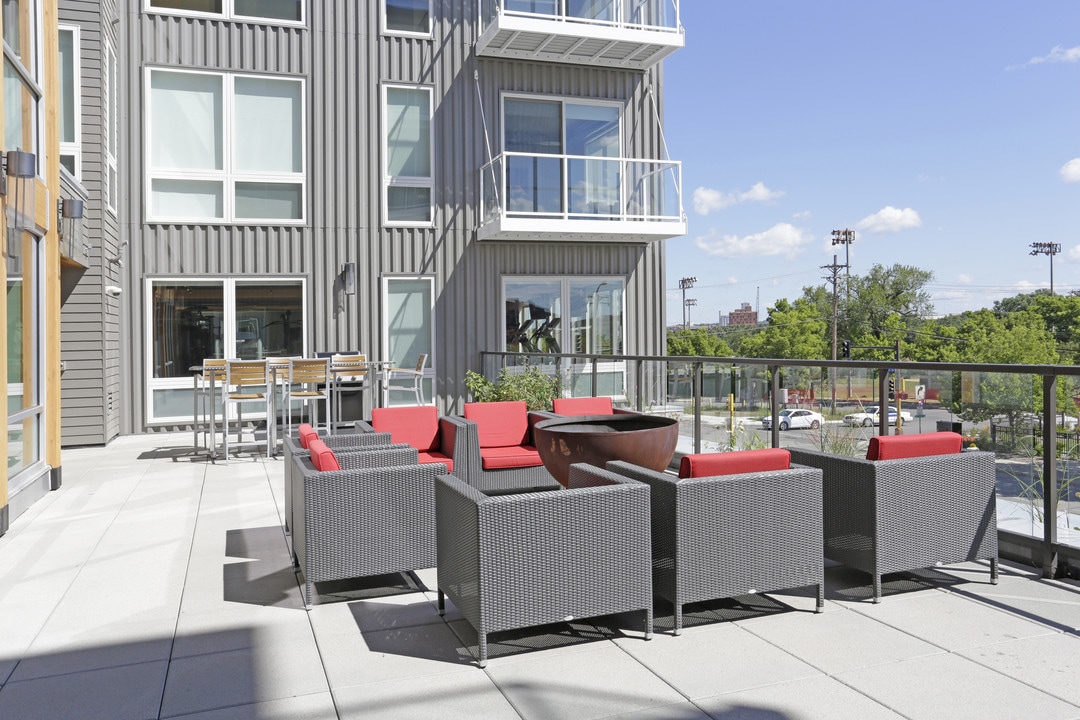 7west in Minneapolis, MN - Building Photo