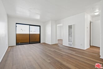 16515 New Hampshire Ave in Gardena, CA - Building Photo - Building Photo