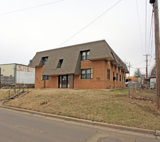 2915 S Douglas Ave in Oklahoma City, OK - Foto de edificio - Building Photo