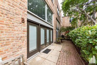 1133 W Cornelia Ave in Chicago, IL - Building Photo - Building Photo