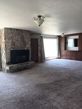 65691 Booth Ln in Cove, OR - Building Photo - Building Photo