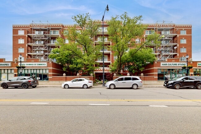 property at 5000 Oakton St