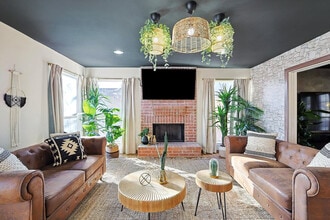 708 Azalea Dr, Unit ID1310919P in Desoto, TX - Foto de edificio - Building Photo