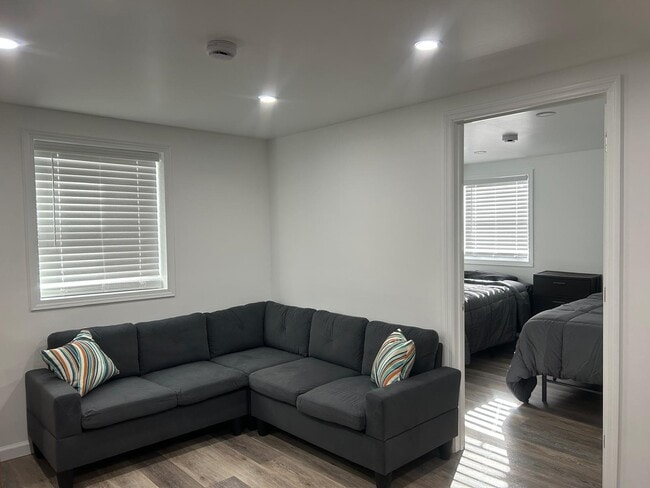 192 Broadway, Unit 1