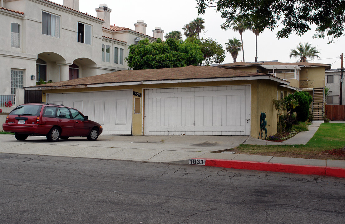 1633 E Palm Ave in El Segundo, CA - Building Photo