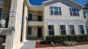 8828 Grand Palms Cir in Kissimmee, FL - Building Photo