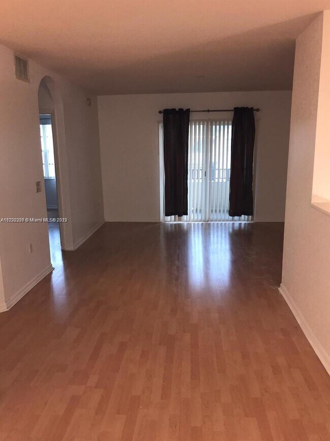 902 Belmont Ln Rentals in North Lauderdale, FL