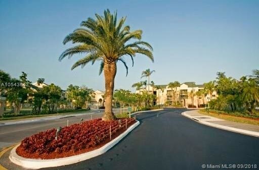 5740 Rock Island Rd-Unit -284 in Tamarac, FL - Building Photo - Building Photo