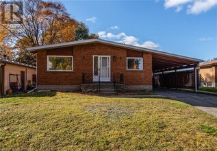 72 Massey Ave in Kitchener, ON - Building Photo - Building Photo