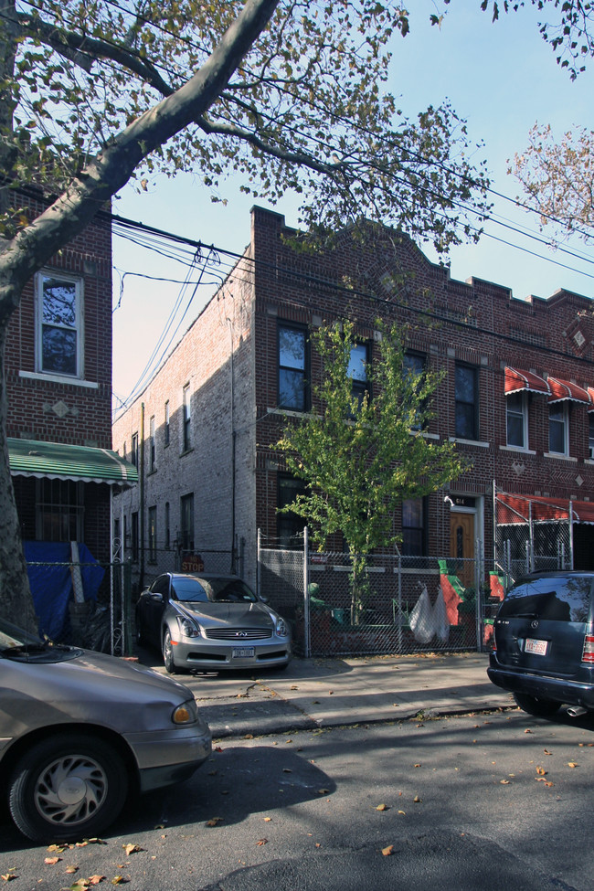 614 Vermont St in Brooklyn, NY - Foto de edificio - Building Photo