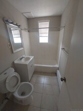 63 Huntington St in Hartford, CT - Building Photo - Building Photo