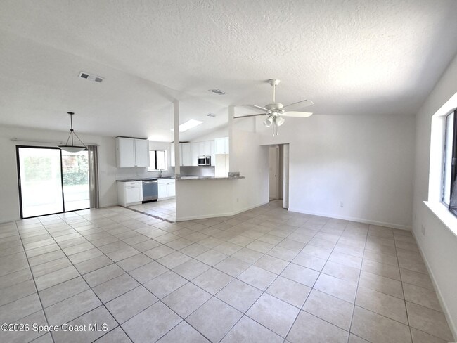6580 Floridana Ave in Melbourne Beach, FL - Building Photo - Building Photo