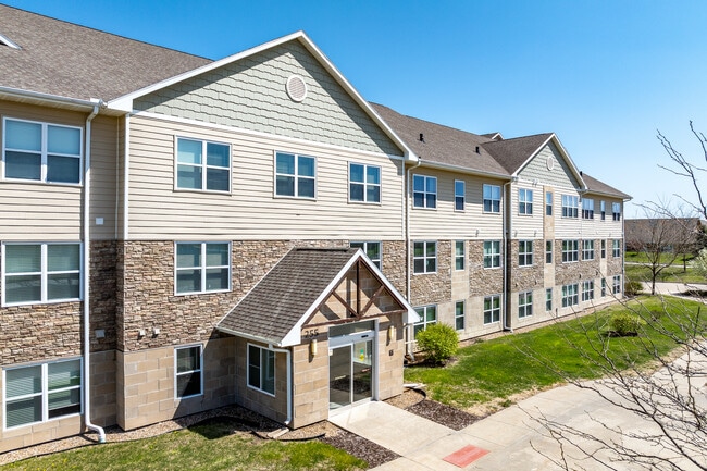 Alice Place Senior Living in Waukee, IA - Foto de edificio - Building Photo