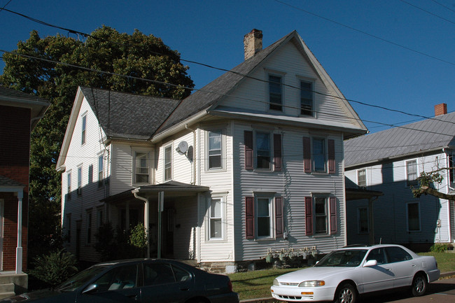 151-157 W 8th St in Bloomsburg, PA - Building Photo - Building Photo