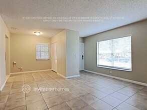 512 E Hilda Dr in Brandon, FL - Building Photo - Building Photo