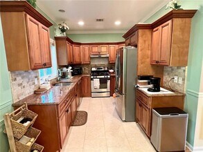 20 Seeley Bull St, Unit E-1028 in Monroe, NY - Building Photo - Building Photo