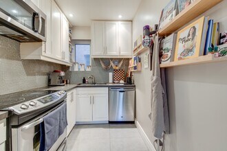 480 Palmerston Blvd in Toronto, ON - Building Photo - Building Photo