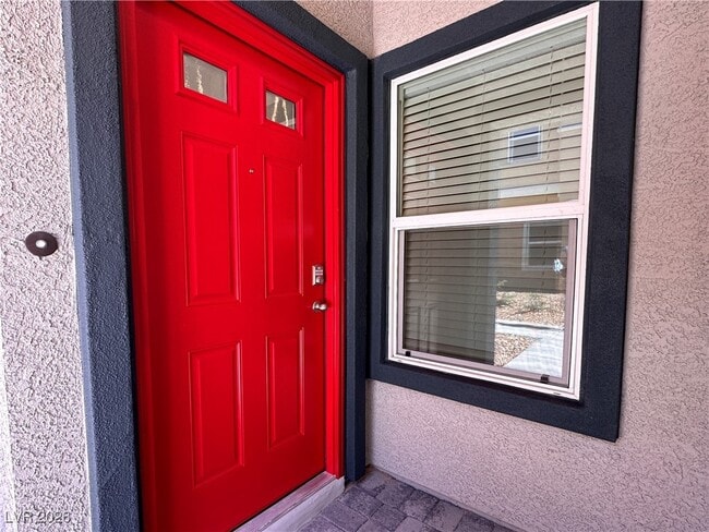 property at 479 Waterfall Cv Ct