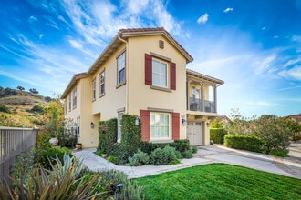 4694 Luna Ct in Calabasas, CA - Building Photo - Building Photo