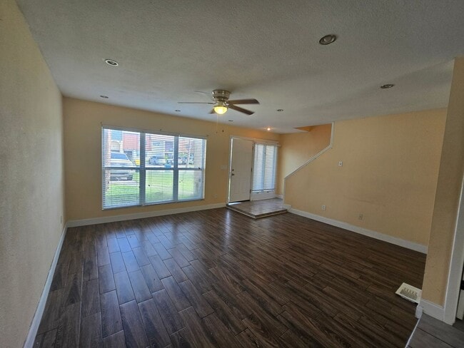 6108 Tuscony Cir in Jacksonville, FL - Building Photo - Building Photo