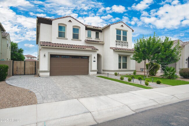 property at 947 E Ladbroke Way