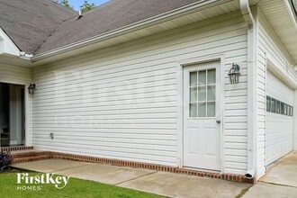 210 James Allen Pl in Temple, GA - Foto de edificio - Building Photo