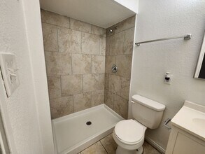 1705 Breckenwood Ct in Las Vegas, NV - Building Photo - Building Photo