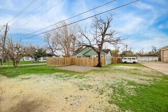 11209 Todd St in Houston, TX - Building Photo - Building Photo