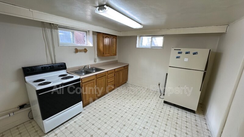 310 S 12th St in Laramie, WY - Building Photo