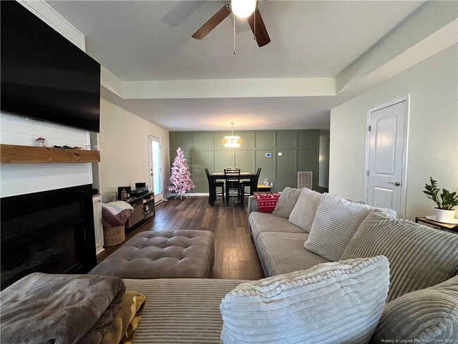 323 Tokay Dr in Fayetteville, NC - Building Photo - Building Photo