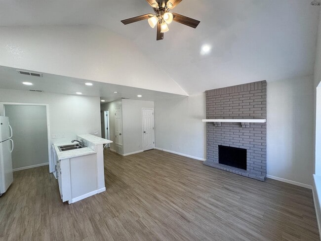 4505 Mistletoe Dr in Wichita Falls, TX - Building Photo - Building Photo