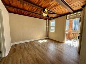 817 N Sheridan Ave in Pittsburgh, PA - Building Photo