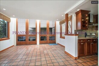 110 Lincoln Dr in Sausalito, CA - Building Photo - Building Photo