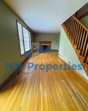 126 Cottage Ln in Nashville, TN - Building Photo - Building Photo