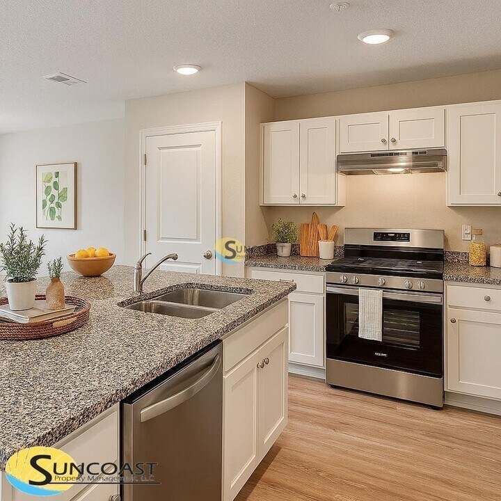 9572 Hood Rd in Jacksonville, FL - Building Photo