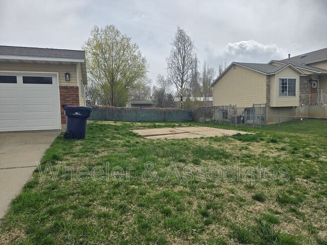 3057 W 4850 S in Roy, UT - Building Photo - Building Photo