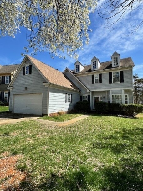 8817 Elkins Park Dr in Matthews, NC - Building Photo - Building Photo