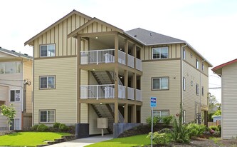 2706 Everett Ave in Everett, WA - Building Photo