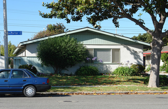 3333-3337 Porter Ln in Ventura, CA - Building Photo - Building Photo