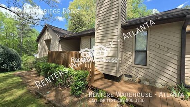 5229 Rockbridge Dr in Stone Mountain, GA - Building Photo - Building Photo