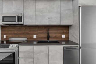 4315 S Congress Ave in Austin, TX - Building Photo - Building Photo