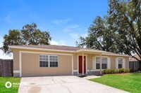 3912 W Cardinal Pine Dr in Mascotte, FL - Building Photo - Building Photo