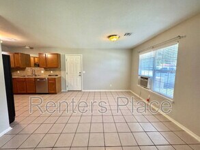 419 W College St in Broken Arrow, OK - Building Photo - Building Photo